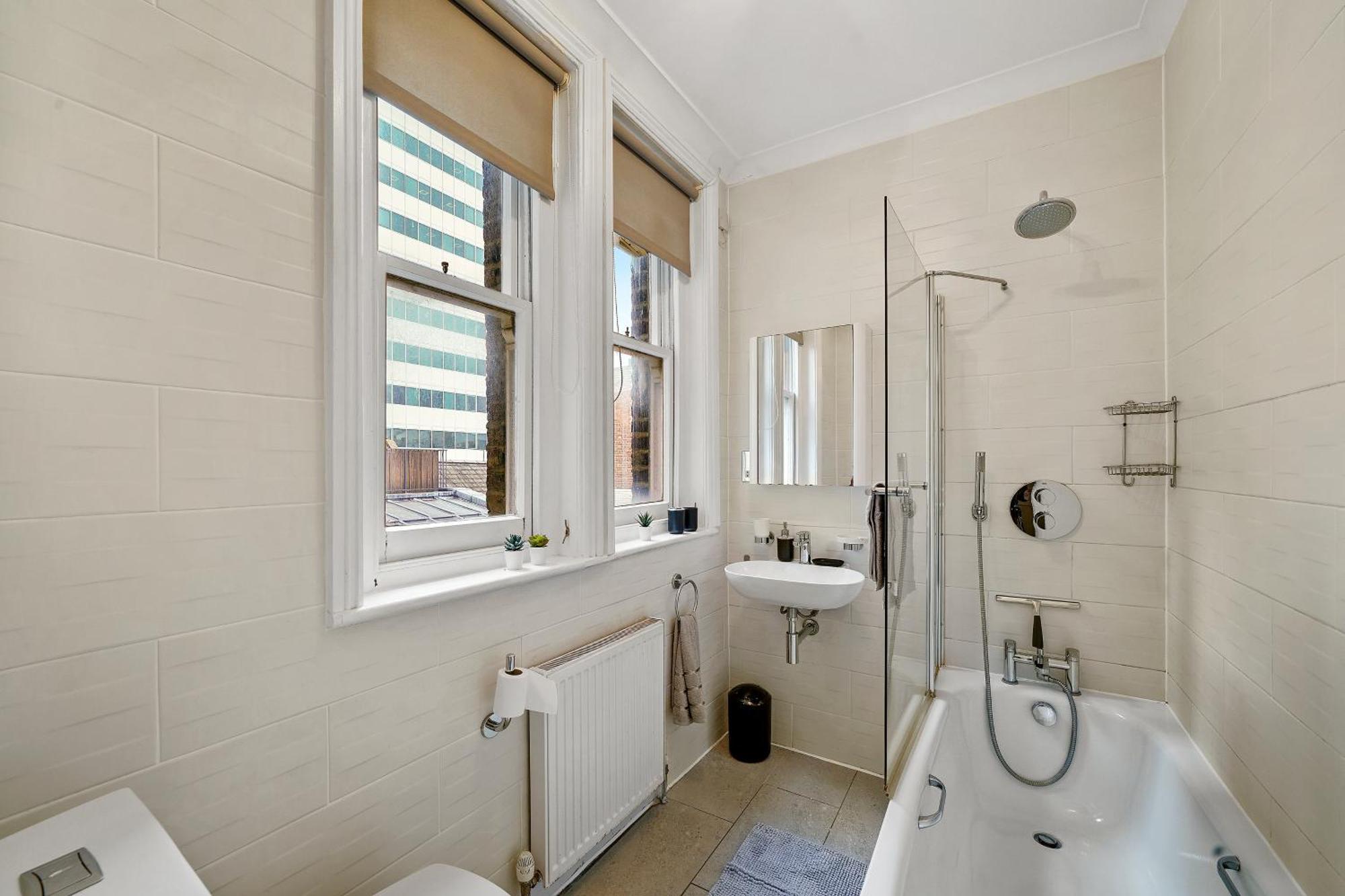 Appartamento Delightful Flat In - Sleeps 6 Londra